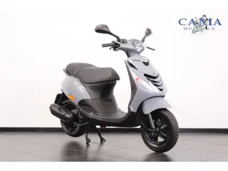 Piaggio Zip BROM (bj 2016)