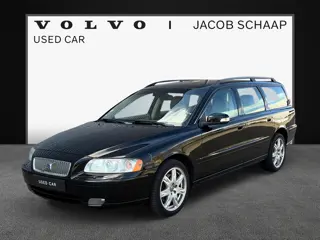 Volvo V70 2.0T Edition Sport / 17" Velgen / Trekhaak afneembaar / Xenon verlichting /