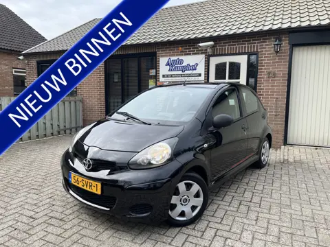 Toyota Aygo 1.0-12V Now 5 drs Nieuwe A.P.K. (bj 2011)
