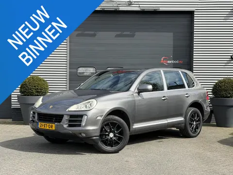 Porsche Cayenne 3.6 | Carplay | Xenon | Memory Stoelen | Trekhaak | 19 Inch Lichtmetalen Velgen |