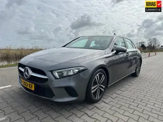 Mercedes-Benz A-klasse 180 Business Solution Luxury, Carplay, Leder, Led, Camera, Stoelverwarming