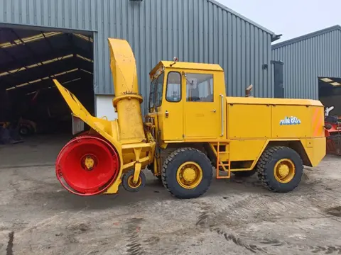 Rolba R1000 sneeuwschuiver snow blaster schnee (bj 1983)