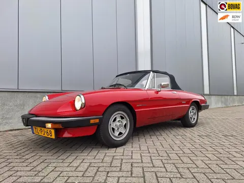 Alfa Romeo Spider 2.0 Veloce met gereviseerde motor en bak