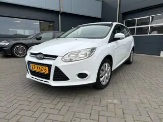 FORD FOCUS 1.6 Ti-VCT Break met navigatie, airco, PDC achter, cruise control