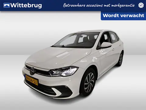 Volkswagen Polo 1.0 TSI Life / NAVI/ CRUISE/ DIGITAL DASH/ AIRCO/ PARK. SENSOREN V&A/  LED/ 15"LMV