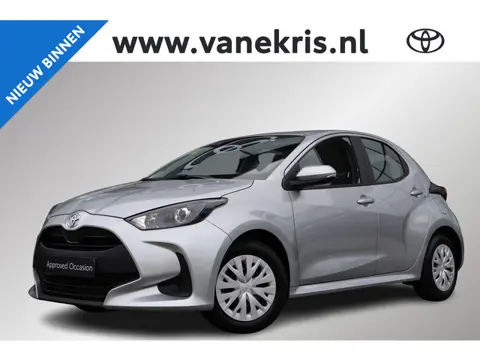 Toyota Yaris 1.5 VVT-i Active, 6-Versnellingen, Camera