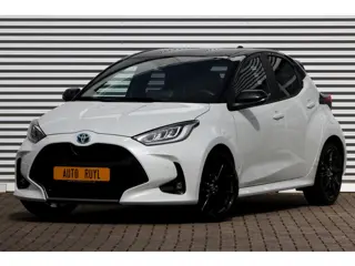 Toyota Yaris 1.5 Hybrid Executive Bi-Tone JBL / HUD