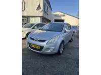 Hyundai i20 1.2i DynamicVersion 5 Deurs,Airco Goed rijdende auto met Apk keuring T/m 06-05-2026