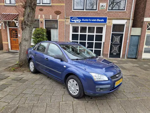 Ford Focus 1.6-16V Trend 4 drs apk 4-2027