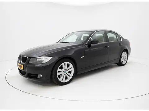 BMW 3-serie 316i Black & Silver Line