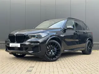 BMW X5 xDrive45e M-Sport Pano Trekhaak 22'' H/K 360 4Wielst