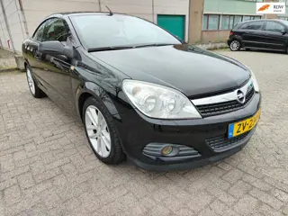 Opel Astra TwinTop 1.6 Cabrio