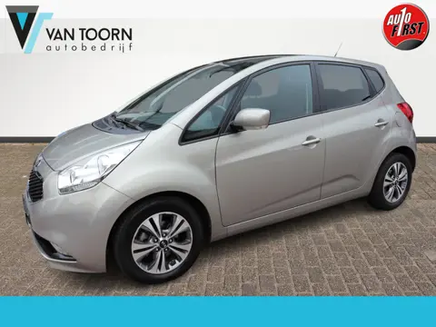 Kia Venga 1.6 CVVT ExecutiveLine Automaat. Panoramadak, navigatie, dealeronderhouden!