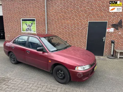 Mitsubishi Lancer 1.3 GLXi 5 DRS , Trekhaak, elektrische ramen