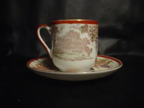 Mocca kopje Japans Kutani porcelein, (niet antiek)