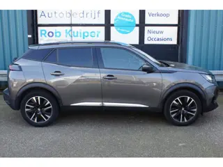 Peugeot 2008 1.2 PureTech Blue Lease Allure automaat
