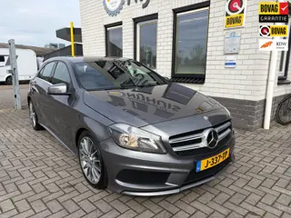 Mercedes-Benz A-klasse 180 Ambition / AMG / Cruise Controle / Airco / Stoelverwarming / Navigatie