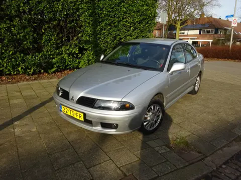 Mitsubishi Carisma 1.6 Shogun SE AUTOMAAT AIRCO MET APK