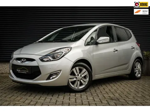 Hyundai Ix20 1.6i GO! | Cruise | Clima | Navi | PDC met camera | Metalic | Elektr. ramen |