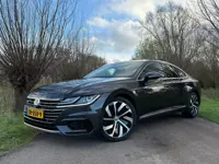 Volkswagen Arteon 2.0 TDI Business R Automaat / Panoramadak / Dynaudio / BSD / Apple CarPlay/Android