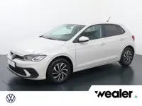 Volkswagen Polo 1.0 TSI Life | 95 PK | Trekhaak afneembaar | Navigatiesysteem | Parkeersensoren |