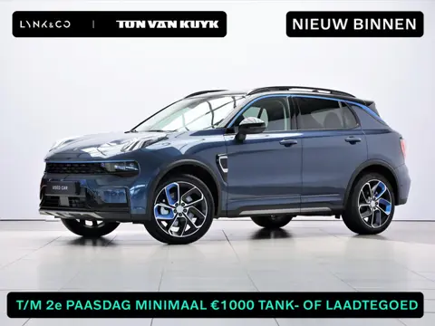 Lynk & Co 01 1.5 / Carplay / Camera / Adaptive Cruise / Panoramadak / Dodehoekdetectie / Stoelverwar
