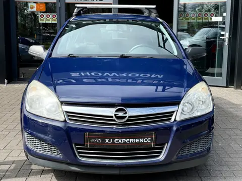 Opel Astra 1.4 Essentia