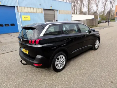 Peugeot 5008 1.2 Pure Bj 2020 NAP Airco Leer 7 Personen Apk 10/10/2027