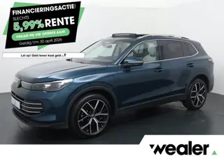 Volkswagen Tiguan 1.5 eHybrid Elegance | 204 PK | SoH 100% | Trekhaak | Panorama | Area View 360 | H