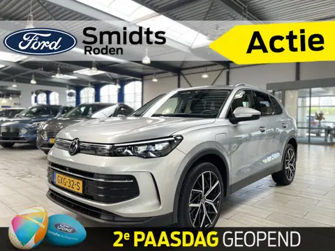 Volkswagen Tiguan 1.5 eHybrid 204 pk Life Edition | Trekhaak | 360° Camera | 20" | Adapt. cruise | E