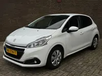 Peugeot 208 1.2 PureTech Blue Lion Groot Navi Carplay Parkeersens. Cruise Contr.
