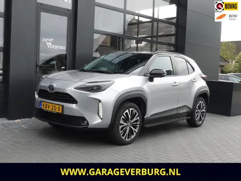 Toyota Yaris Cross 1.5 Hybrid 130 Launch Edition | Bi-Tone (Navi,Camera,Keyless,1/2Leer,Elek.achterk