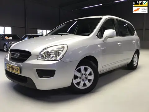 Kia Carens 2.0 CVVT X-tra I 2e Eigen. I New Apk + Kln Brt I Airco I Trekhaak I Hoge instap I Isofix 