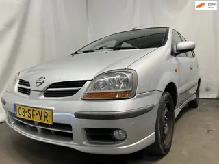 Nissan Almera Tino 1.8 Acenta - Schade