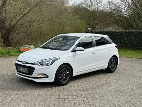 Hyundai I20 1.2i Active STOELVERW I UNIEKE KM I 84PK I NWE APK I MOOI!