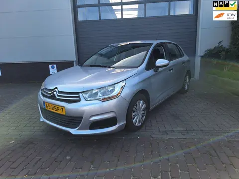 Citroen C4 | 1.4 VTi Attraction | Tekst lezen |