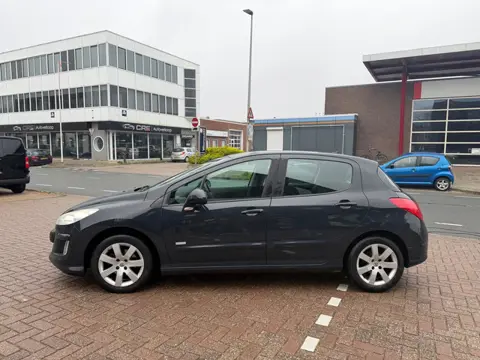 Peugeot 308 1.6 HDiF Millesim 200 5drs. Navi Cruise Trekhaak Airco