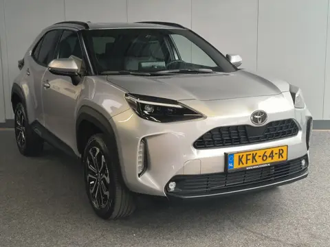 Toyota Yaris Cross 1.5 Hybrid 115 Comfort Dynamic uit 2025 Rijklaar + Fabrieksgarantie Henk Jongen A