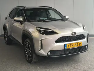 Toyota Yaris Cross 1.5 Hybrid 115 Comfort Dynamic uit 2025 Rijklaar + Fabrieksgarantie Henk Jongen A