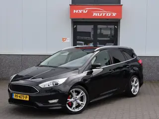 Ford Focus Wagon 1.5 Titanium navi LM airco cruise
