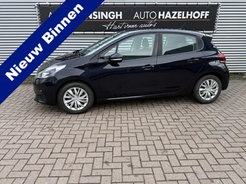 Peugeot 208 1.2 PureTech Active Automaat met maar 40.657km!!! | PDC Achter | Navigatie | Cruise | Bl