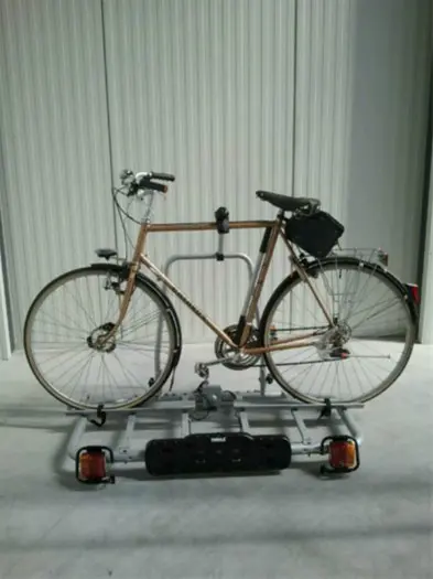 TE HUUR :Thule Fietsendragers voor 1-2 of 3 fietsen