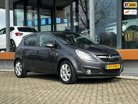 Opel Corsa 1.4 | 1e Eigenaar | 69.000KM | 111 Edition