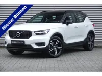Volvo XC40 2.0 T4 R-Design | Pano | Trekhaak | Memory | H&K | Camera | ACC |