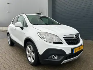 Opel Mokka 1.6i Edition NAVI CLIMA PDC NAP
