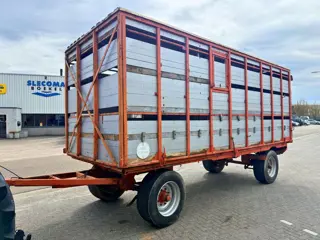 Onbekend 4-Wielige Veewagen