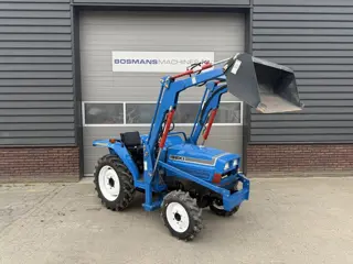 iseki TA227 4WD 25 PK minitractor met frontlader / voorlader