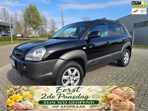 Hyundai Tucson 2.0i 4WD 4x4 Style Nieuw A.P.K nette auto