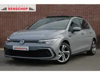 Volkswagen Golf 1.5 eTSI R-Line 130PK |PANO-DAK|STUUR-STOELVERWARMING|17-INCH|