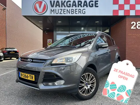 Ford Kuga 1.6 Titanium Plus 4WD // NAVI // KEYLESS // PDC // CRUISE // CLIMA // WINTERPACK // TREKHA